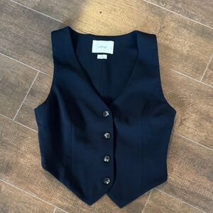 Aritzia/Wilfred Black  Button-Up Vest